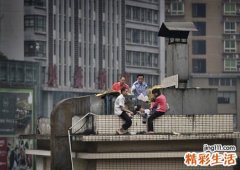 梦见跳楼自杀的寓意，做梦梦到有人跳楼自杀