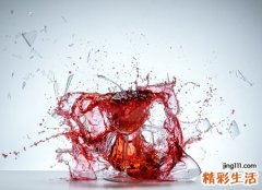 梦见玻璃碎了预示什么，做梦梦到玻璃裂开了但没碎