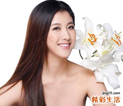 梦见裸体啥意思，梦里看见裸体女人尿尿