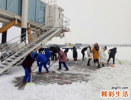 梦见铲雪有什么预兆，做梦梦到和别人一起清理雪