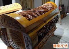 梦见有人抬棺材好吗，做梦梦到别人抬棺材在路上