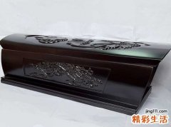 梦见自己抬棺材是什么意思，做梦梦到和别人一起抬棺材