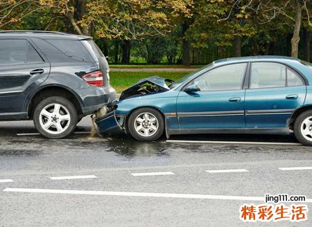 梦见父亲好不好，梦到父亲出车祸