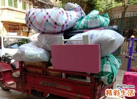 梦见朋友搬家是什么意思，做梦梦到看见别人在搬家