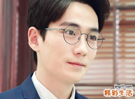 梦见哥哥啥预兆，梦到哥哥被鬼附身跟我打了起来