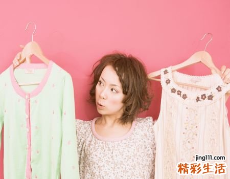 梦见试衣服好不好，做梦梦到试衣服但不合适