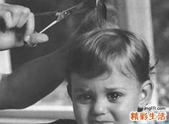 梦见被剪头发啥预兆，做梦梦到自己头发被剪了