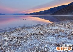 梦见死人和我说话好不好，女人梦到死人说话和笑