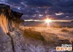 梦见死人说话好吗，做梦梦到和死去的熟人说话