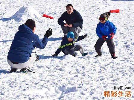 梦见打雪仗啥预兆，做梦梦到和好朋友一起打雪仗