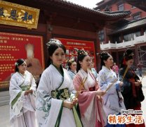 梦见寺庙有什么寓意，做梦梦到在寺庙里上香