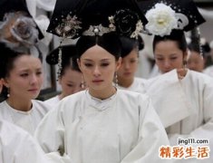 梦见孝服预示什么，做梦梦到别人穿孝服