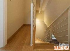 女人梦见上楼没有楼梯是什么意思