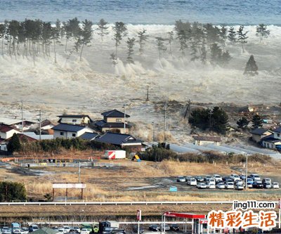 梦见地震海啸是好事吗，做梦梦到深夜里地震海啸来袭