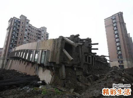 梦见楼房倒塌好不好，做梦梦到大楼在眼前倒塌