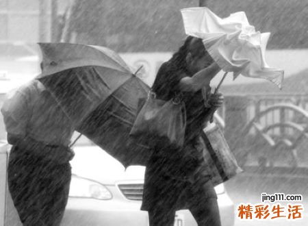 梦见狂风暴雨好不好，做梦梦到狂风暴雨涨大水