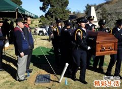 梦见下葬是什么意思，梦到下葬的场景