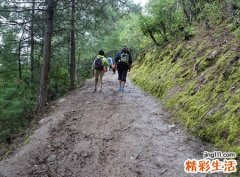 梦见路很难走到处是泥巴，女人梦见路特别难走
