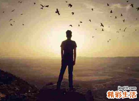 梦见死去的人出现在面前