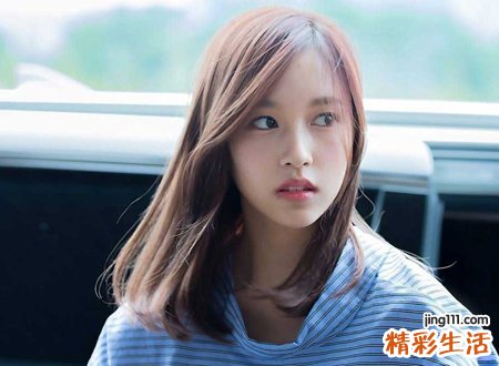 梦见生气拍桌子，做梦梦到自己很愤怒很生气