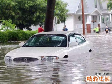 梦见家里被淹车泡水是什么意思