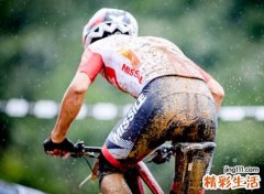 梦见自己在户外被别人追赶是什么意思