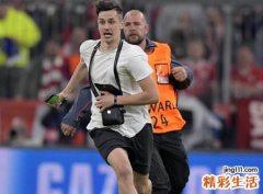 梦见在人群中别人追我是什么意思