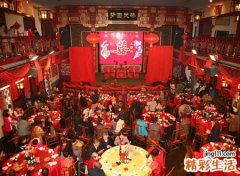 梦见宴席很多人吃饭喝酒好快乐