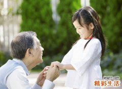 梦见孩子丢了到处寻找，女人梦到自己孩子丢了