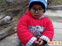 梦见抱着可爱俏皮的小男孩逛街