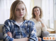 梦见和别人发生口角吵架最后动手决斗