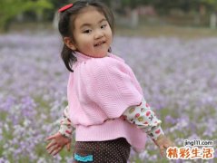 梦见照顾别人的小女孩在游乐场玩耍