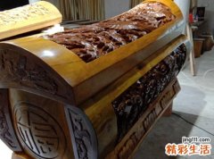 梦见和别人一起抬棺材给死人送葬