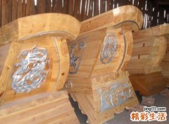 女人做梦梦见棺材等待下葬是什么意思