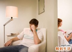 女人梦见自己偷情和异性生发关系后与人私奔