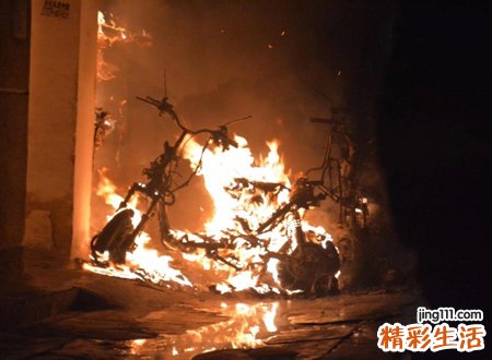 梦见着火了是什么征兆，女人梦见大火越烧越旺