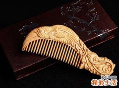 梦见梳子上有好多污垢和脏东西