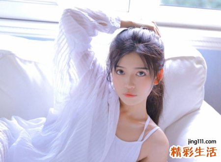 马尾女神冷艳酷炫的微信昵称，女生微信霸气网名哀家最靓最美丽