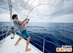 梦见钓鱼一钓就上钩，做梦梦见钓到大鱼是什么意思