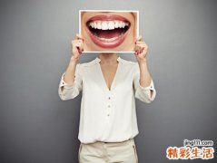 梦见自己在睡梦中哈哈大笑最后笑醒了