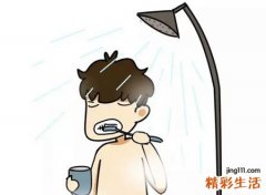 梦见洗澡是什么预兆，女人梦见自己洗淋浴