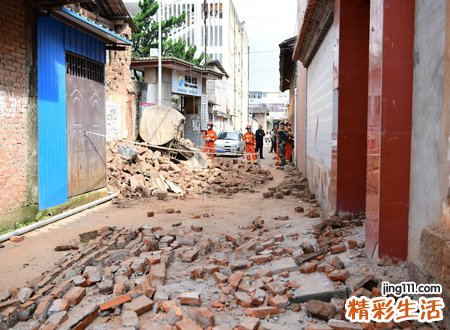 梦见房子倒塌，女人梦见房屋倒塌一半