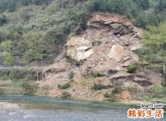 梦见大山塌自己躲过了，做梦梦见山体垮塌什么预兆