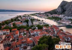 孕妇梦见死人复活在街道上到处吓人