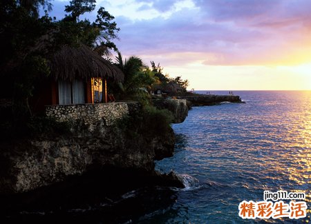 梦见已故亲人复活后高兴得跳舞