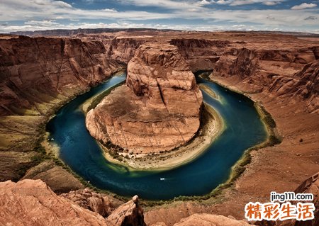 梦见打开棺材看见死人活蹦乱跳