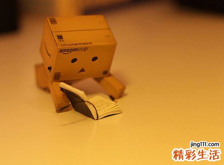 晚上梦见死尸从棺材里出来活动