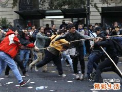 孕妇梦见和别人打架最后疯狂的打人踹人