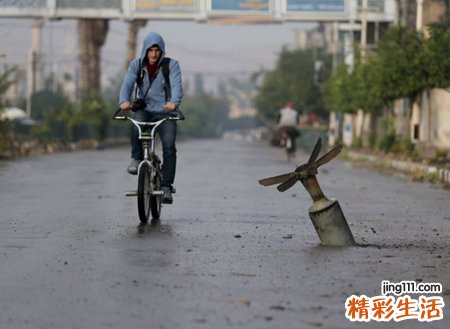 梦见自己遇到劫匪抢劫撕票