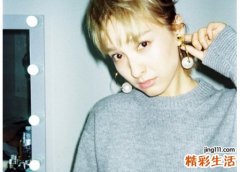 2018最火的微信名女生版，好听清新的微信网名
